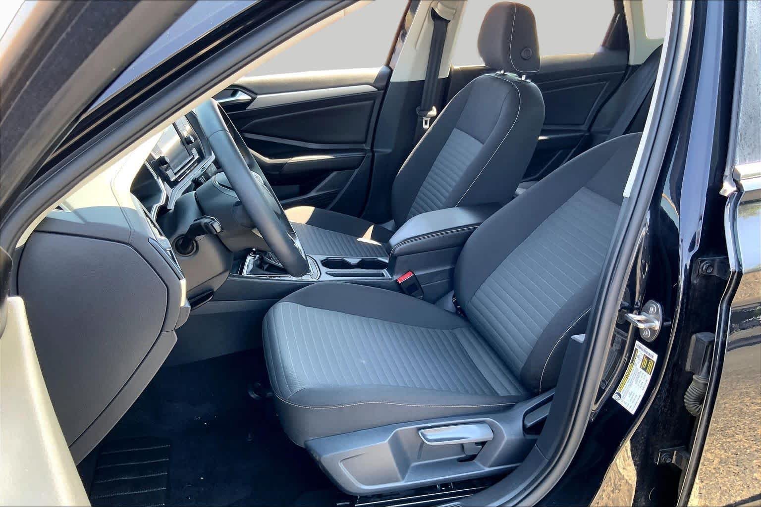 Used 2022 Deep Black Pearl Volkswagen S image 9