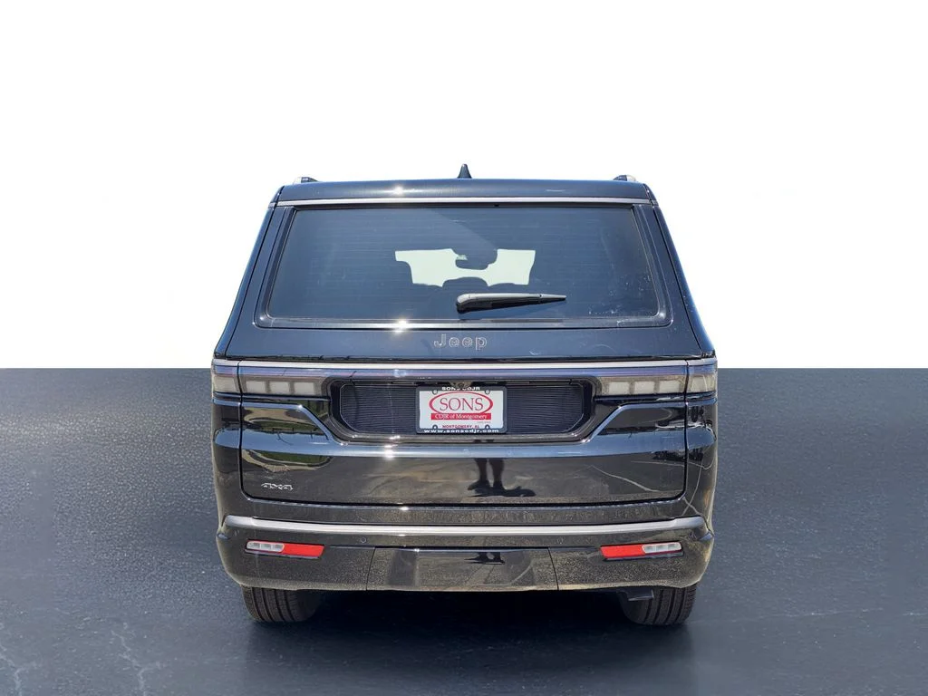New 2026 High Gloss Black Exterior Paint Jeep Limited Reserve image 10