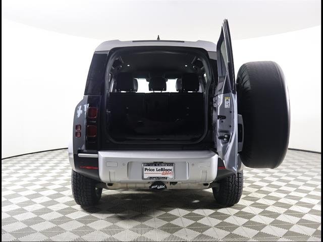 Used 2023 Eiger Grey Metallic Land Rover 110 S image 16
