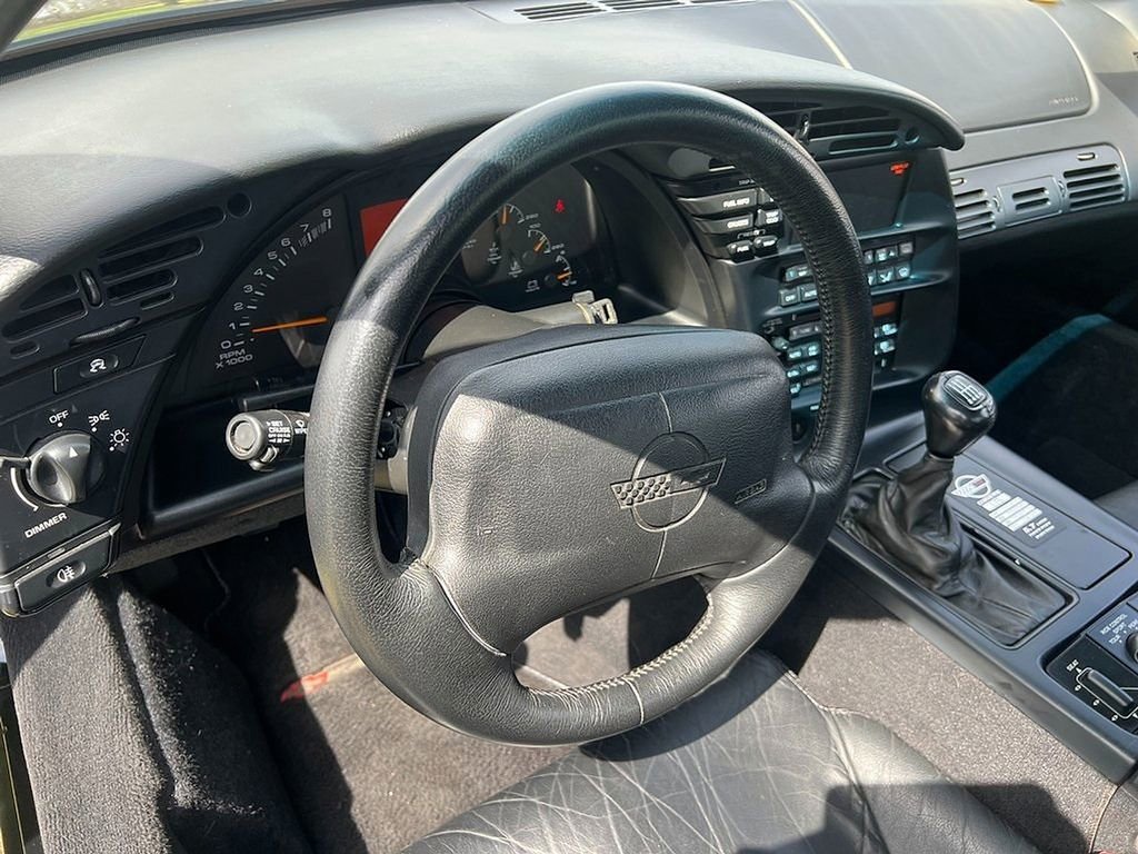 1995 Chevrolet Corvette - Photo 25