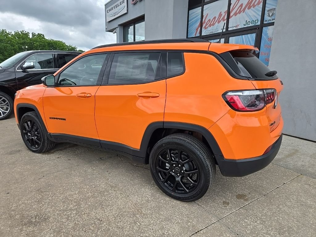 New 2026 Joose Exterior Paint Jeep Latitude image 5