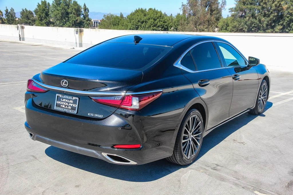 Used 2024 Black Lexus 350 image 5