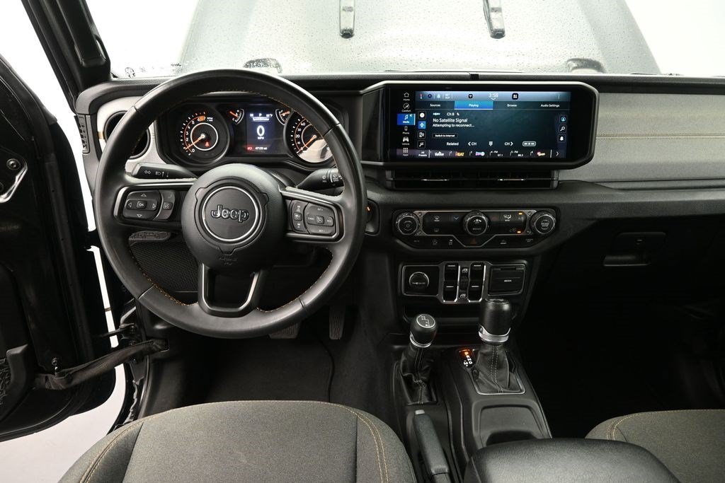 Used 2024 Black Clearcoat Jeep Sport S image 17