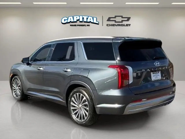 Used 2024 Gray Hyundai Calligraphy image 3