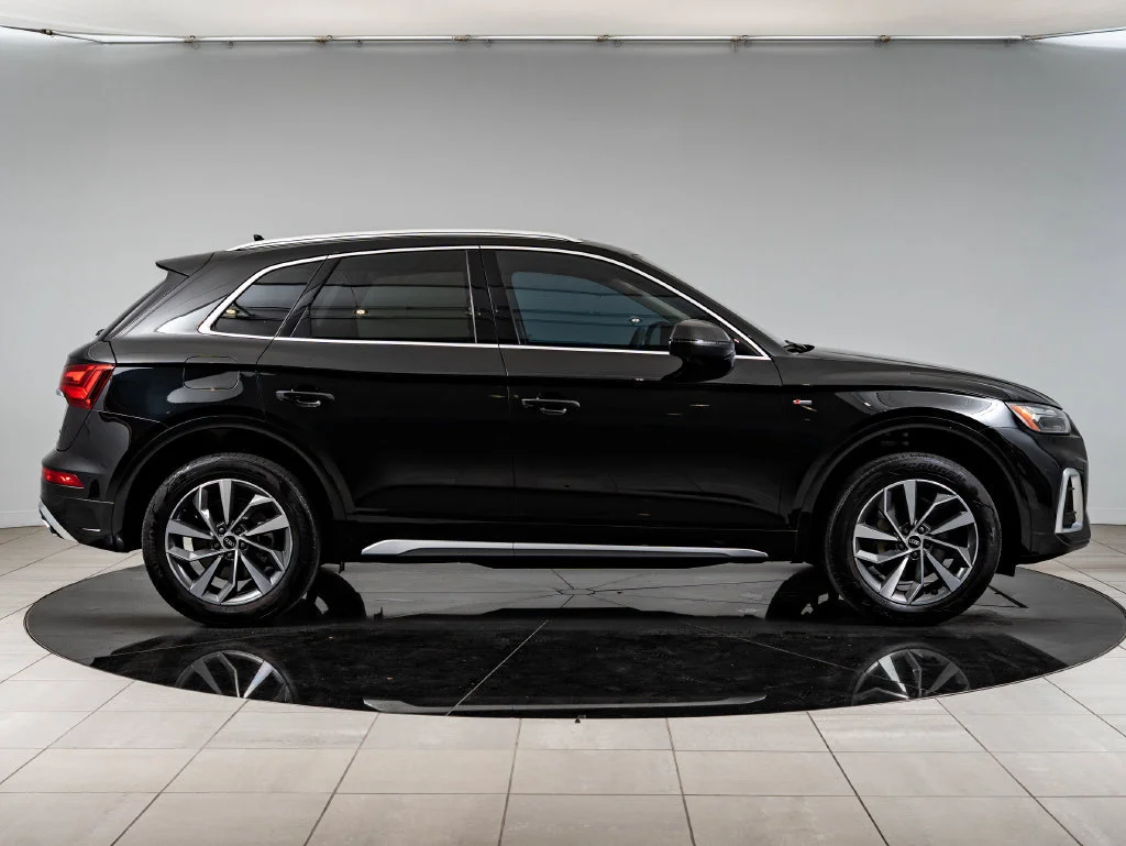 Used 2023 Mythos Black Metallic Audi 45 S line Premium image 11