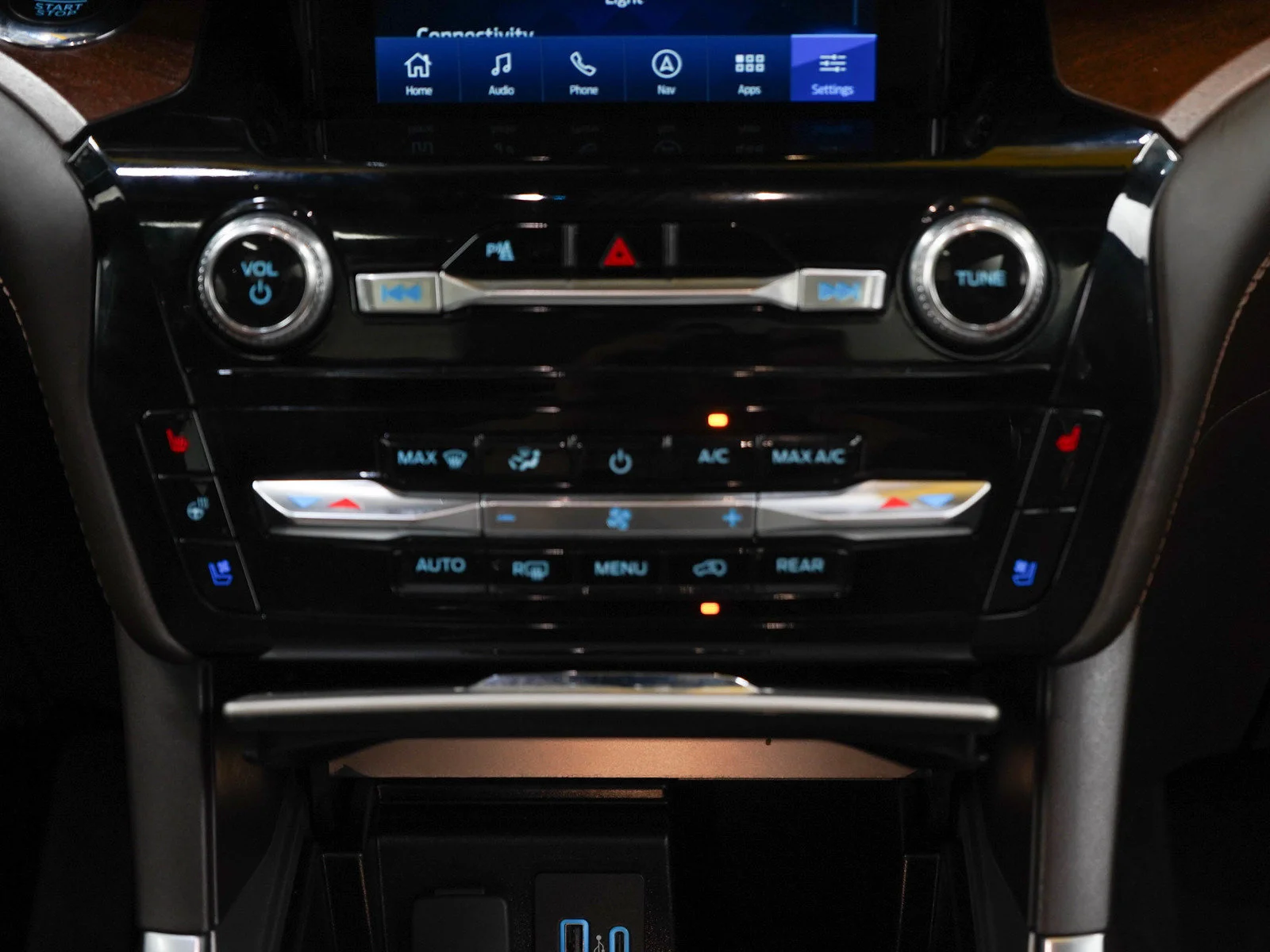 Used 2024 Blue Metallic Ford King Ranch image 16