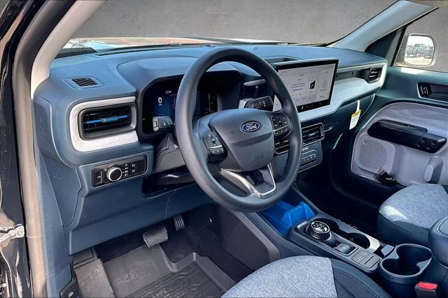 New 2026 Black Ford XLT image 5