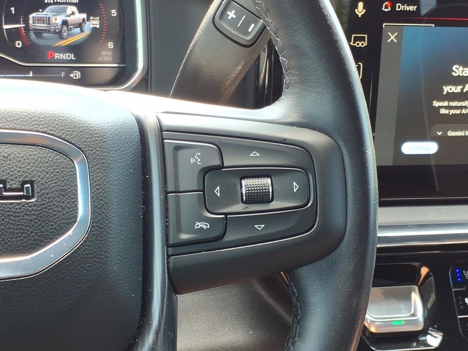 Used 2025 White Frost Tricoat GMC Denali Ultimate image 28