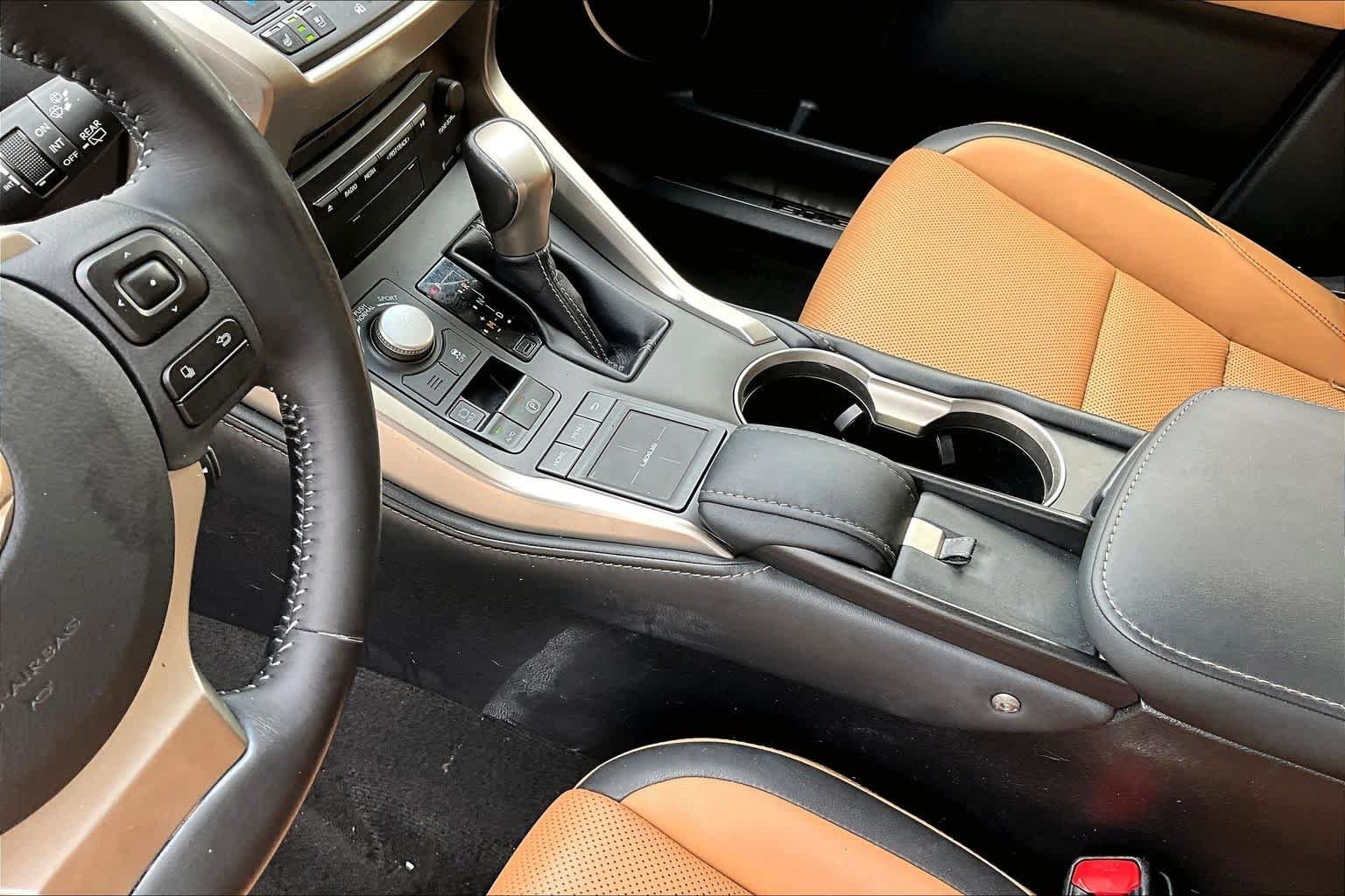 Used 2016 Eminent White Pearl Lexus  image 17
