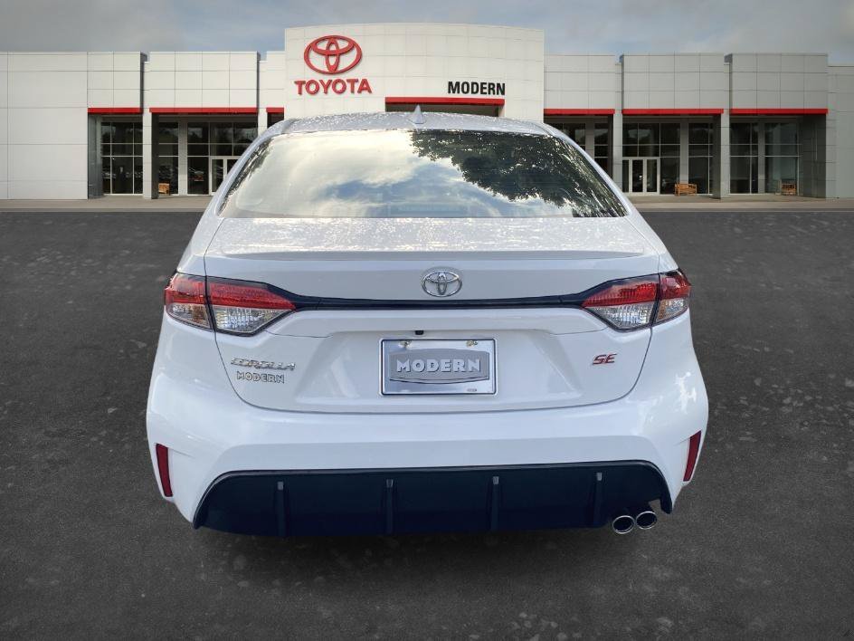 Certified Used 2025 Ice Cap Toyota SE image 8