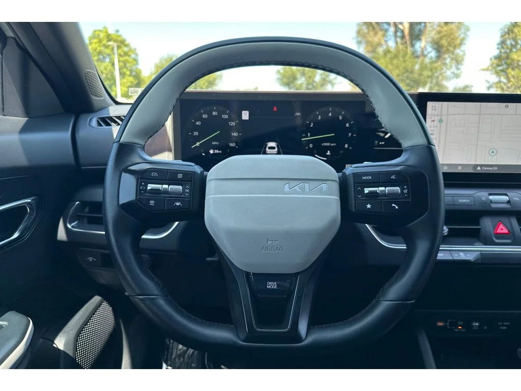 Used 2025 Morning Haze Kia GT-Line image 34