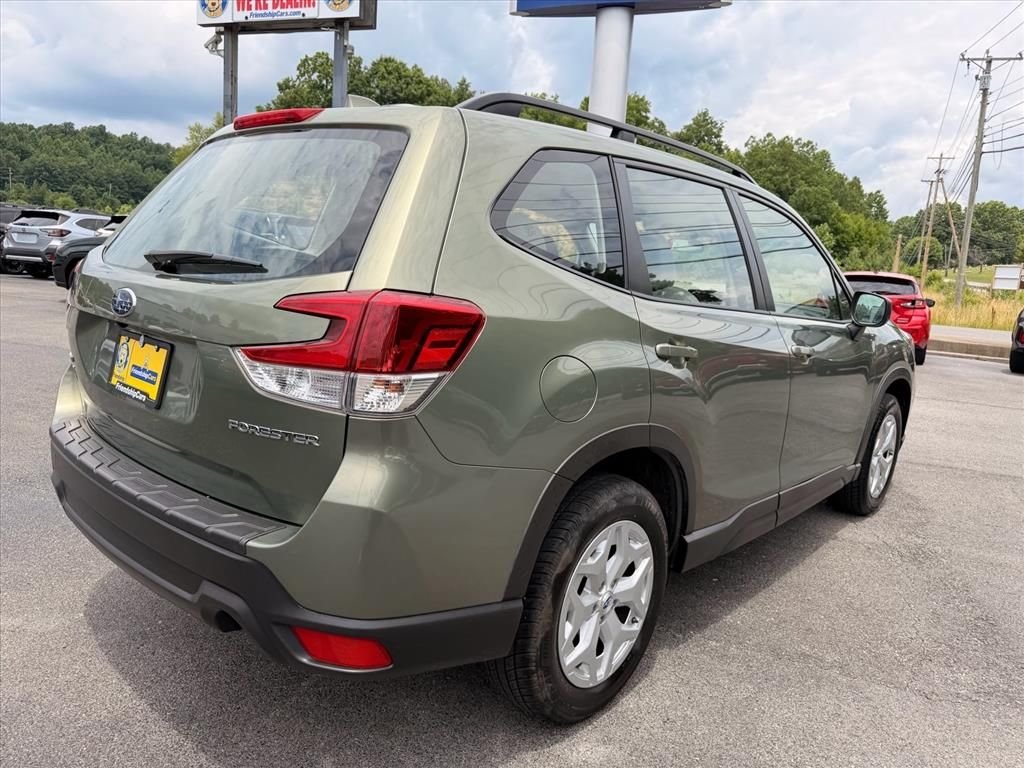 Used 2019 Green Subaru Base image 13