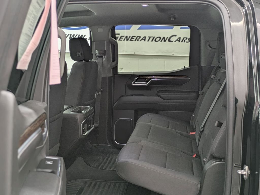 Used 2023 Black GMC Elevation image 27