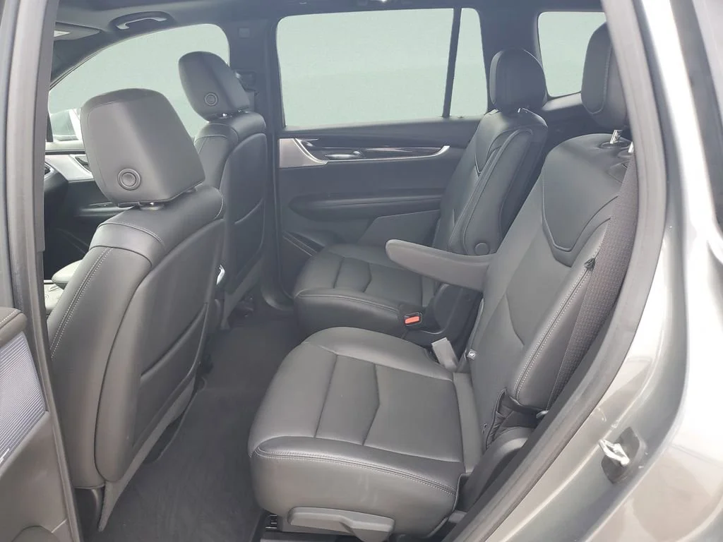 Used 2020 SATIN STEEL METALLIC Cadillac AWD Premium Luxury image 10