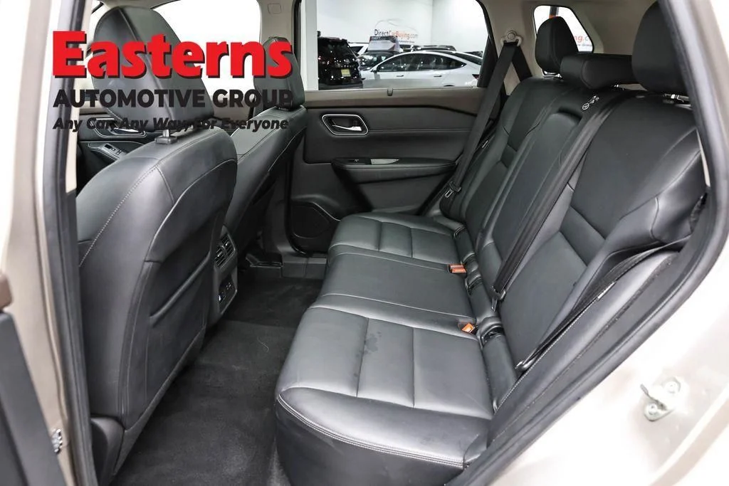 Used 2021 Gold Nissan SL image 25
