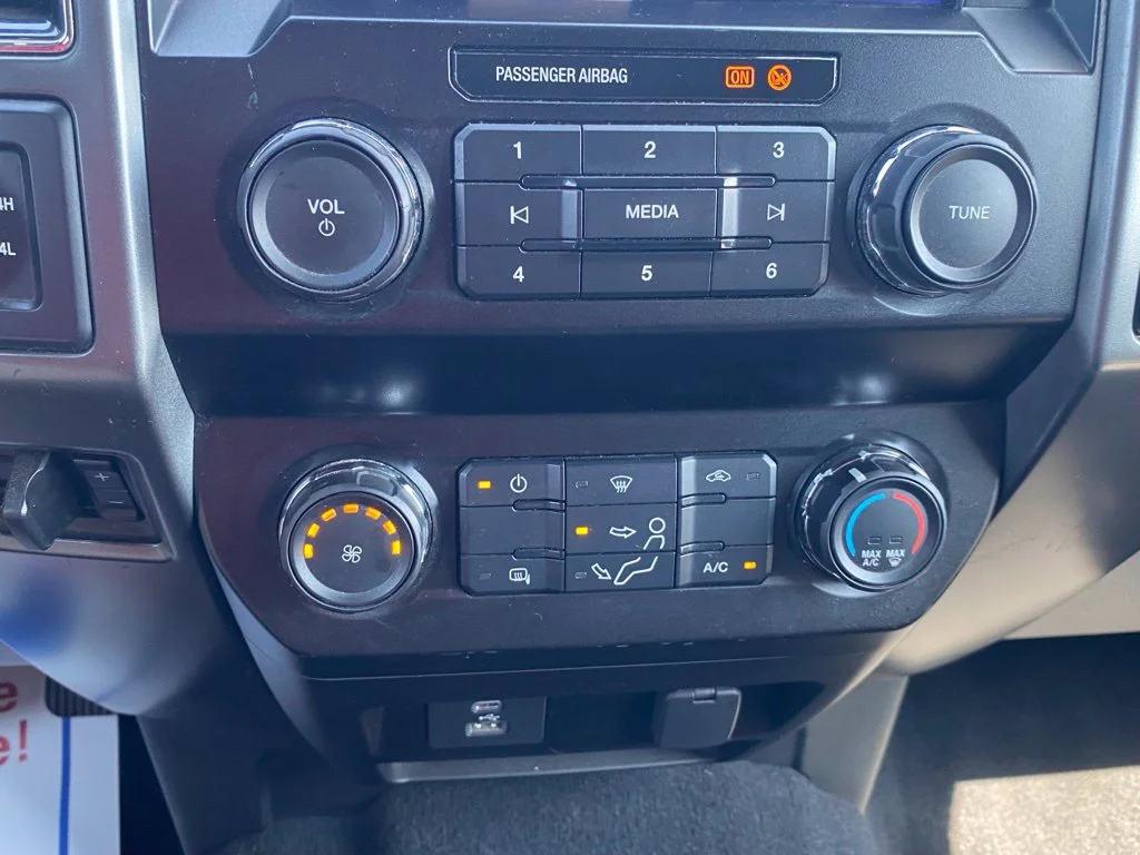 Used 2020 Gray Ford XLT image 19