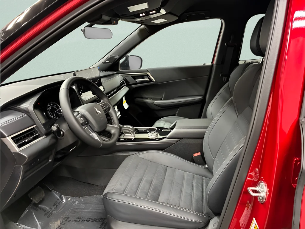 New 2026 Red Diamond Mitsubishi LE 1.5T 2WD image 19