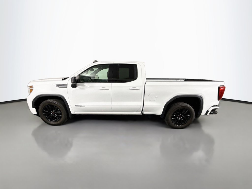 Used 2022 SUMMIT WHITE GMC Elevation image 4