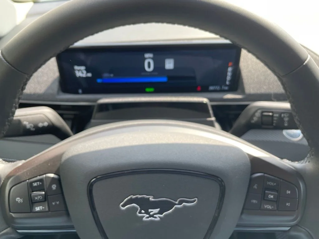 Used 2023 Vapor Blue Ford Premium image 15