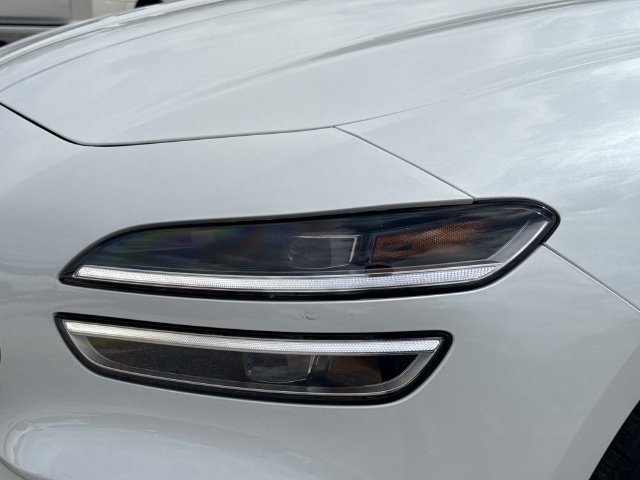 2026 GENESIS G70 Standard - Photo 9