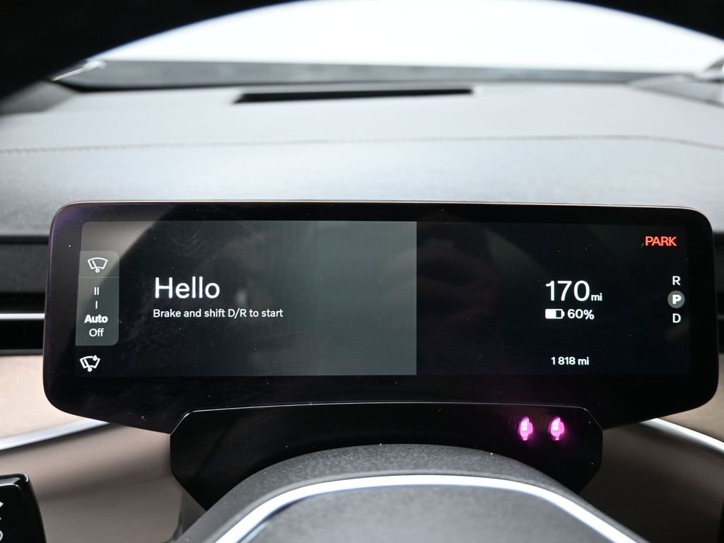 2025 Volvo EX90 Ultra - Photo 10