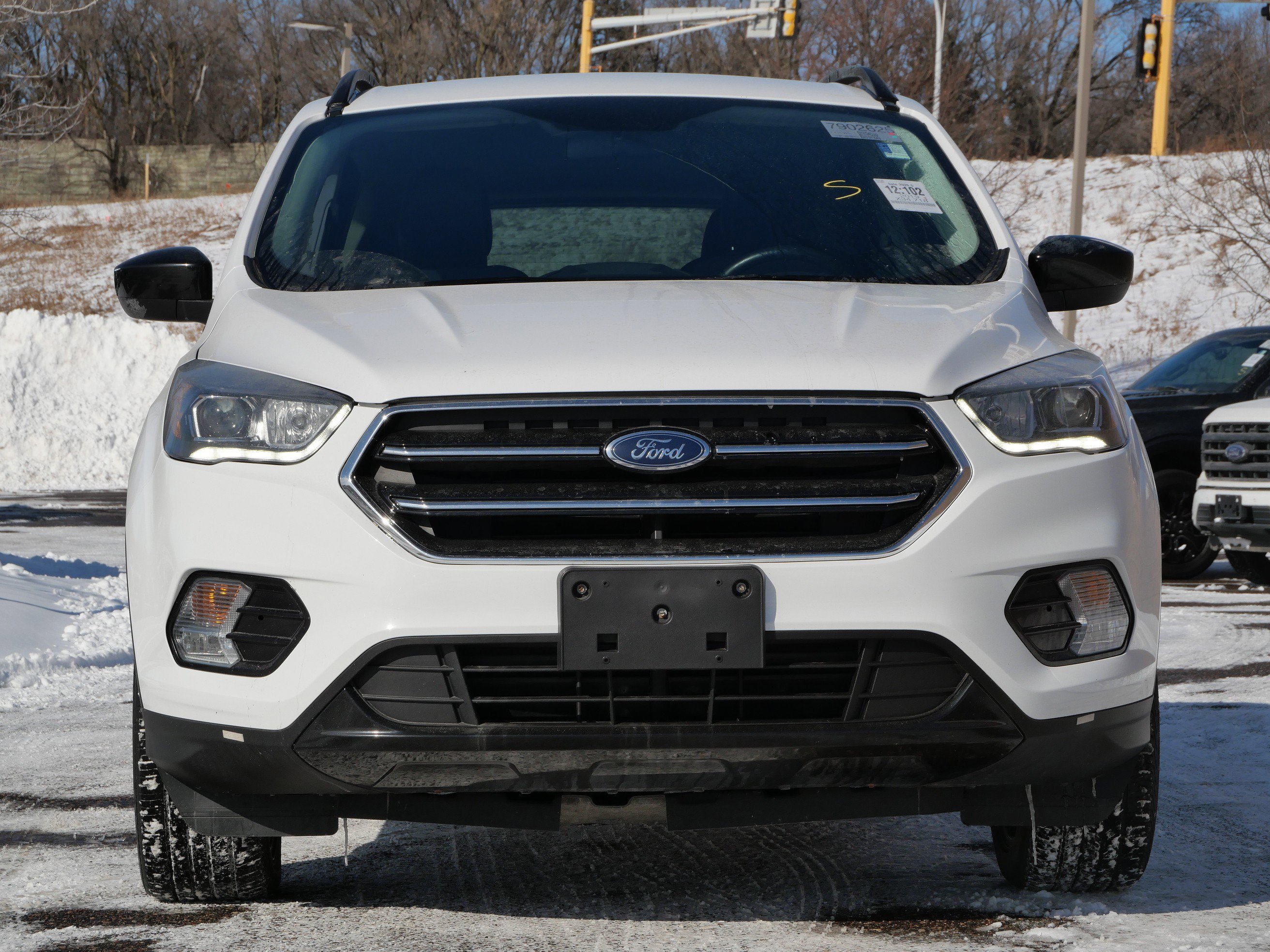 Used 2019 Ford Escape SE with VIN 1FMCU9GD4KUB13939 for sale in Eden Prairie, Minnesota