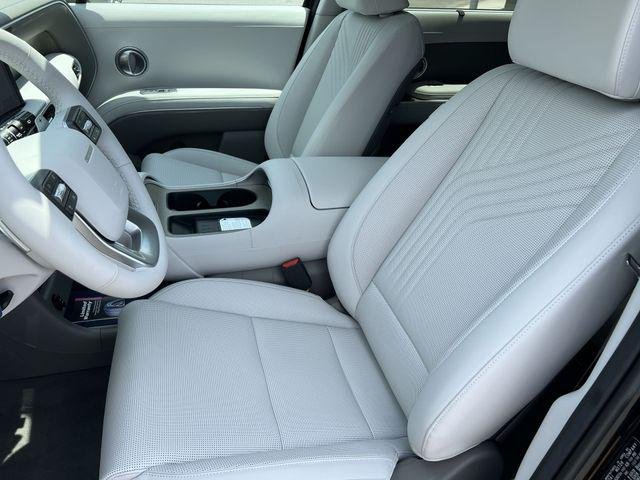 New 2026 Black Hyundai Blue SEL 7P image 30