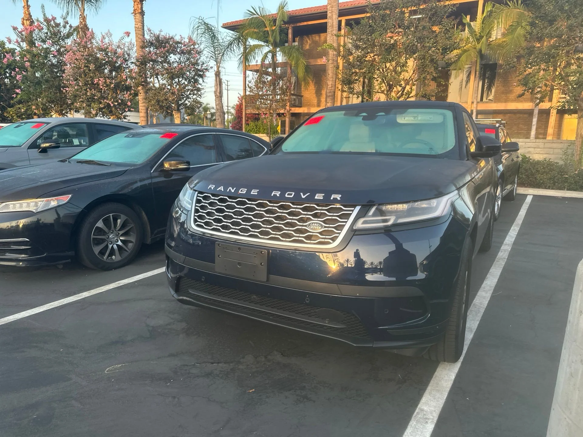 Used 2023 Blue Land Rover S image 1