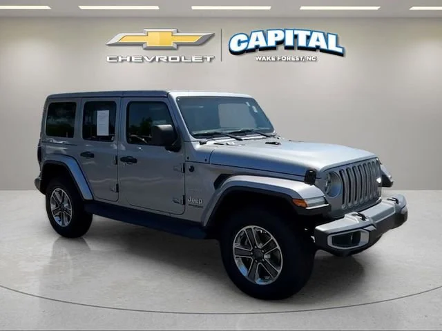 Used 2018 Silver Jeep Sahara 4x4 image 7