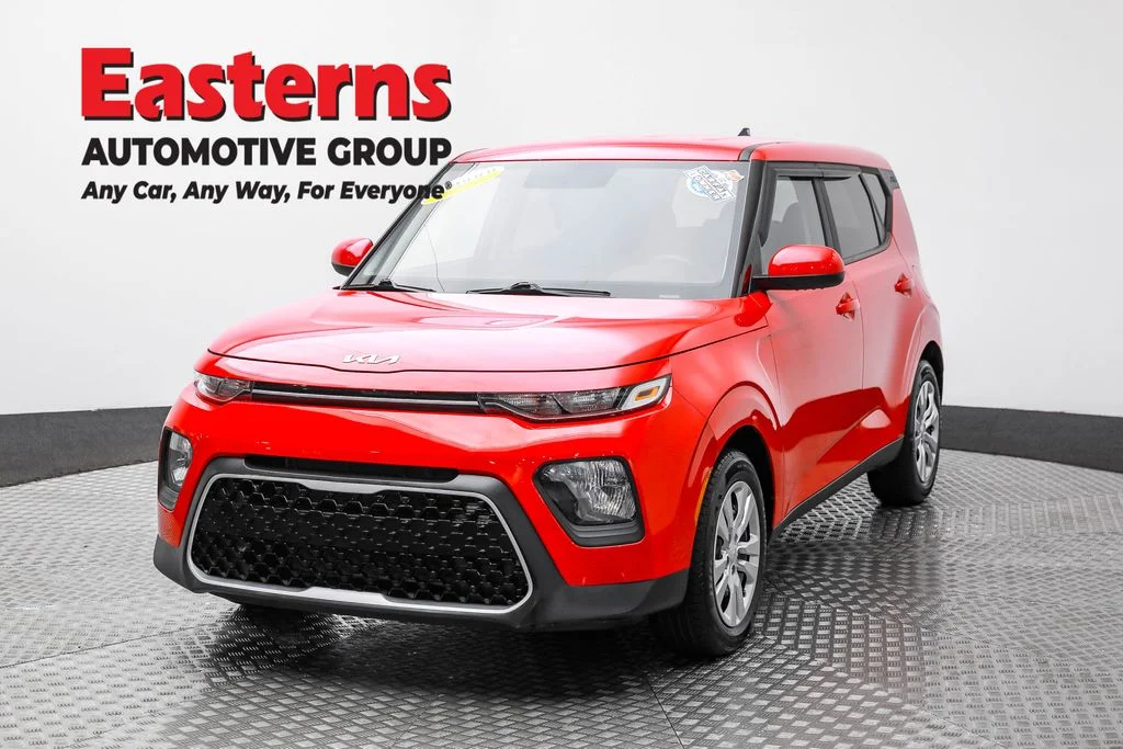 Used 2022 Red Kia LX image 1