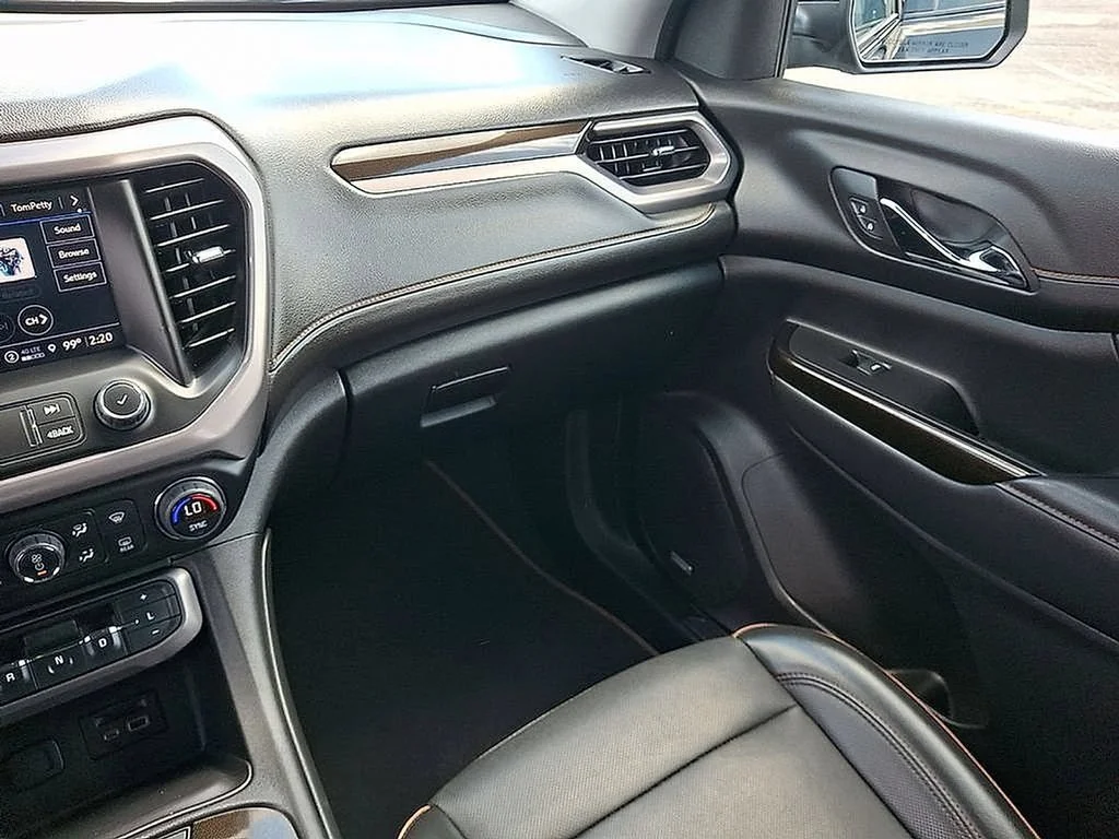 Used 2023 Ebony Twilight Metallic GMC AT4 image 19