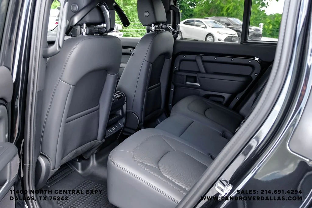 Used 2026 Black Land Rover S image 42