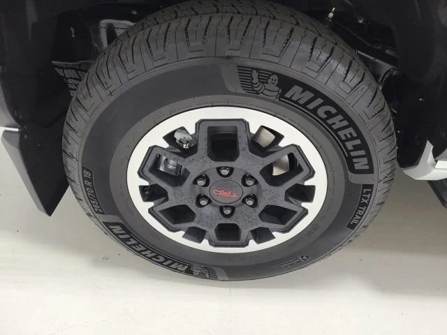 New 2026 Ice Cap Toyota Hybrid TRD Off Road Premium image 9