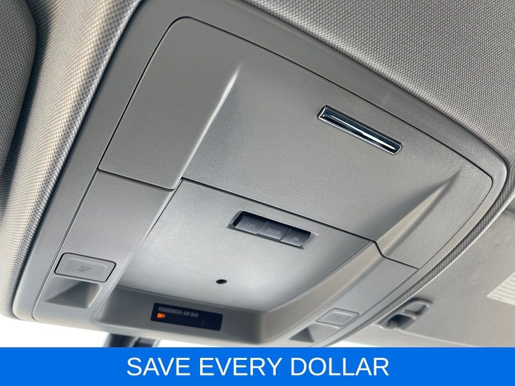 Used 2019 White Chevrolet LT image 19