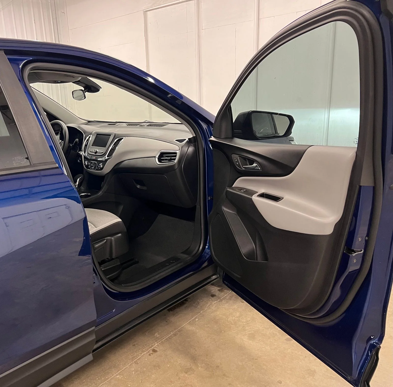 Used 2023 Blue Chevrolet LS image 17