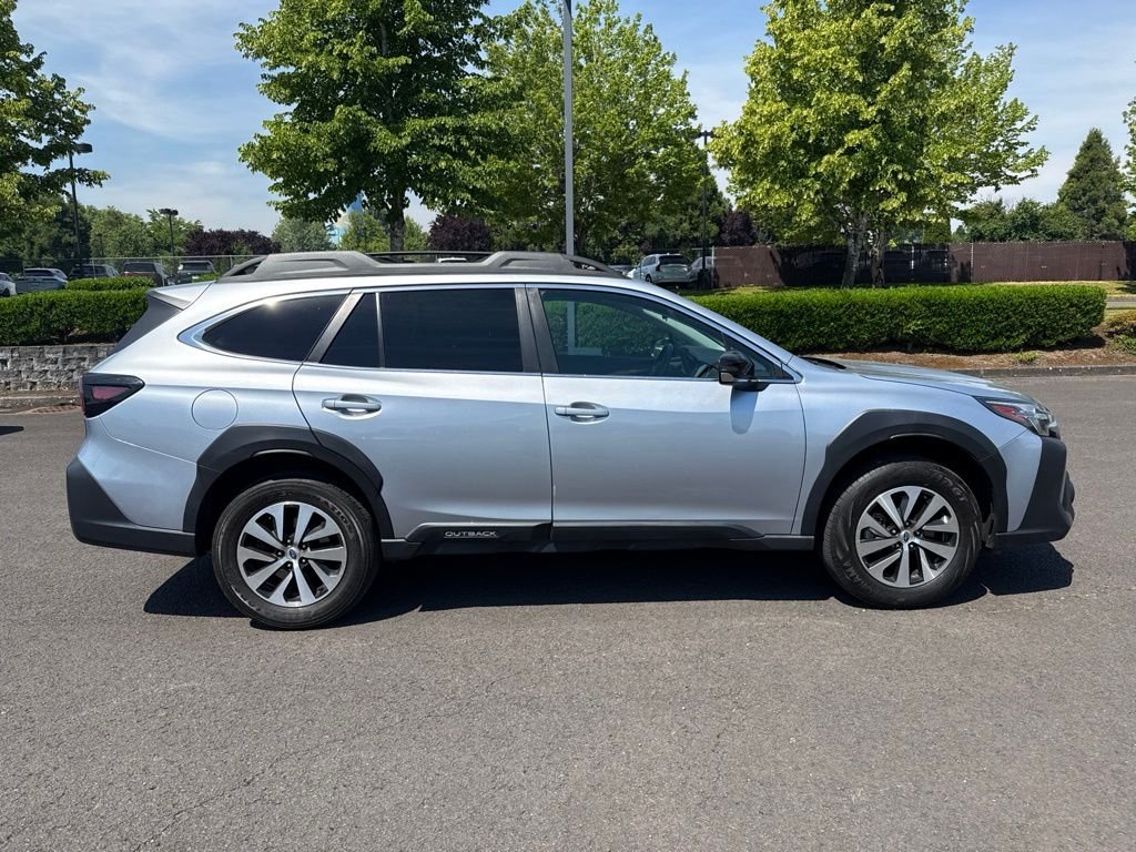Used 2023 Ice Silver Metallic Subaru Premium image 8