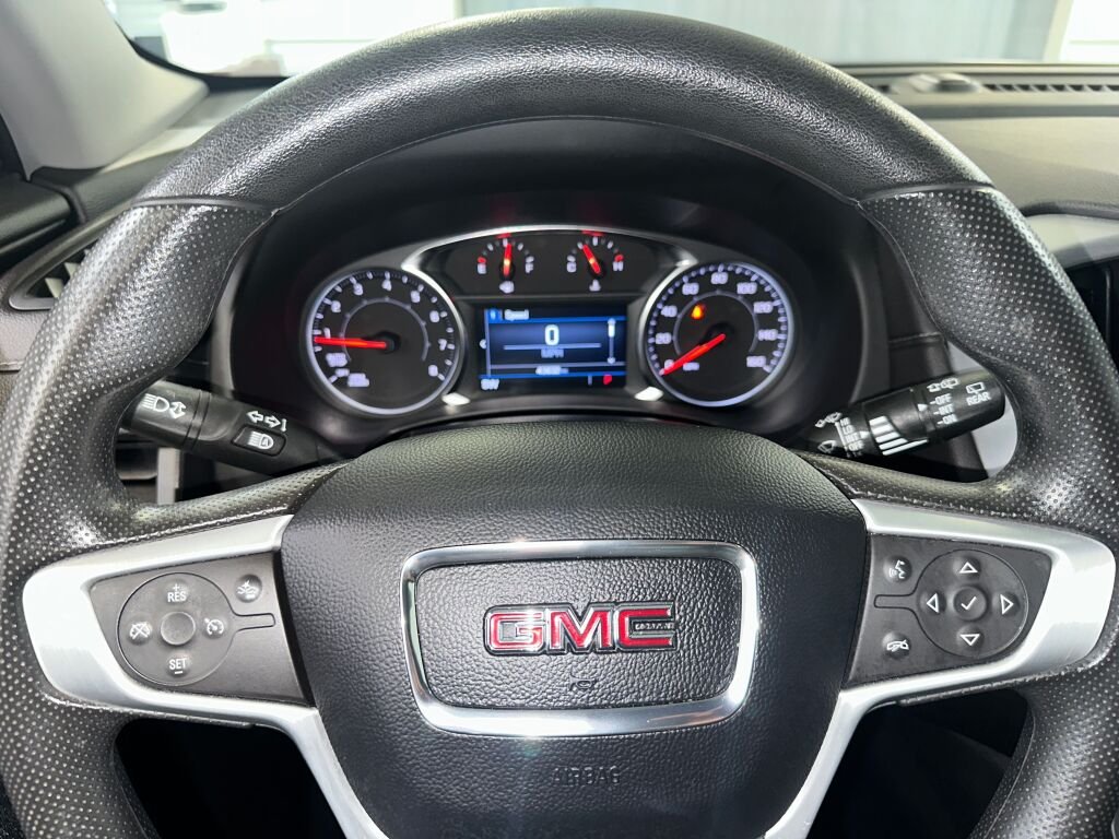 2023 GMC Terrain SLE - Photo 9
