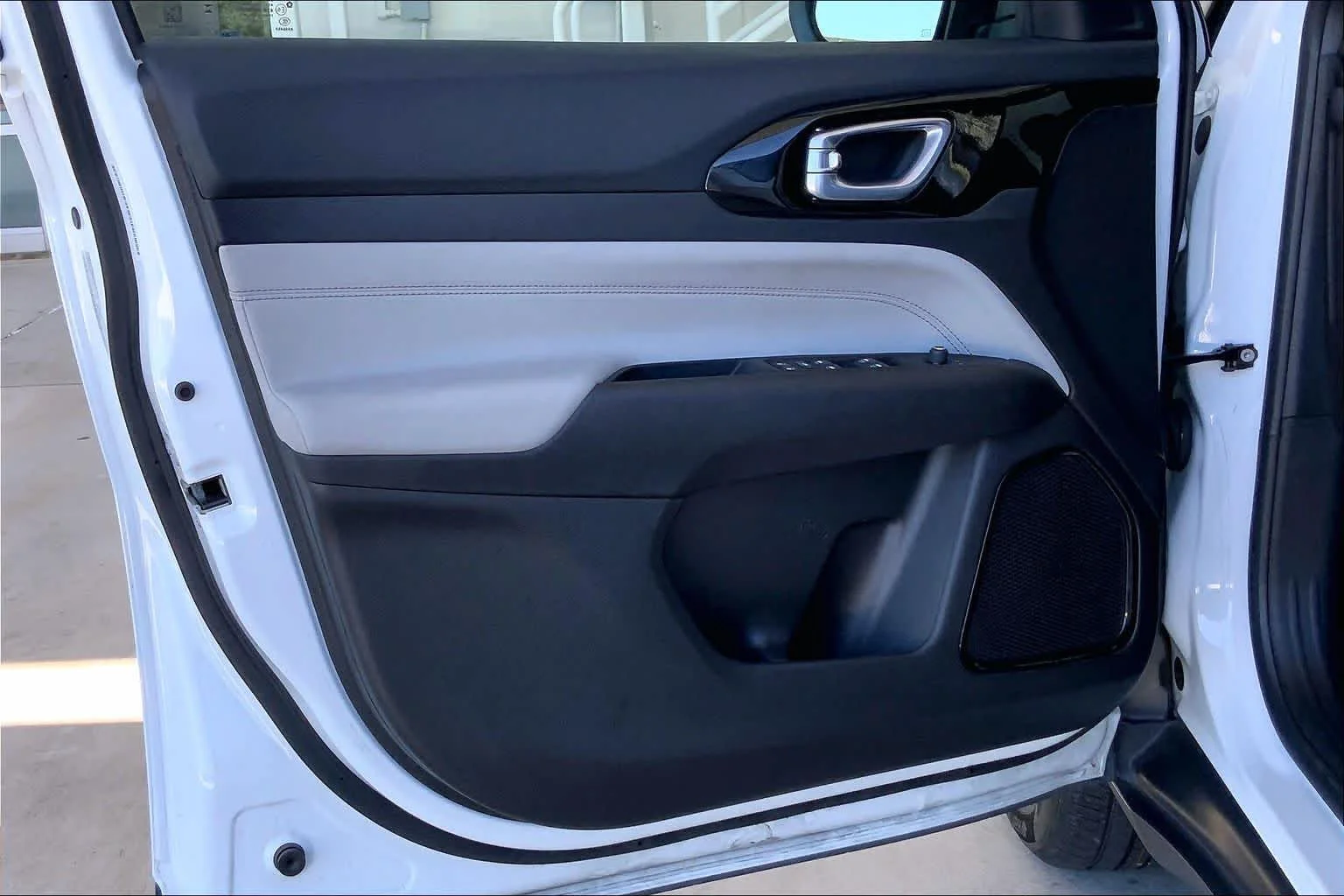 2025 Jeep Compass Limited - Photo 22