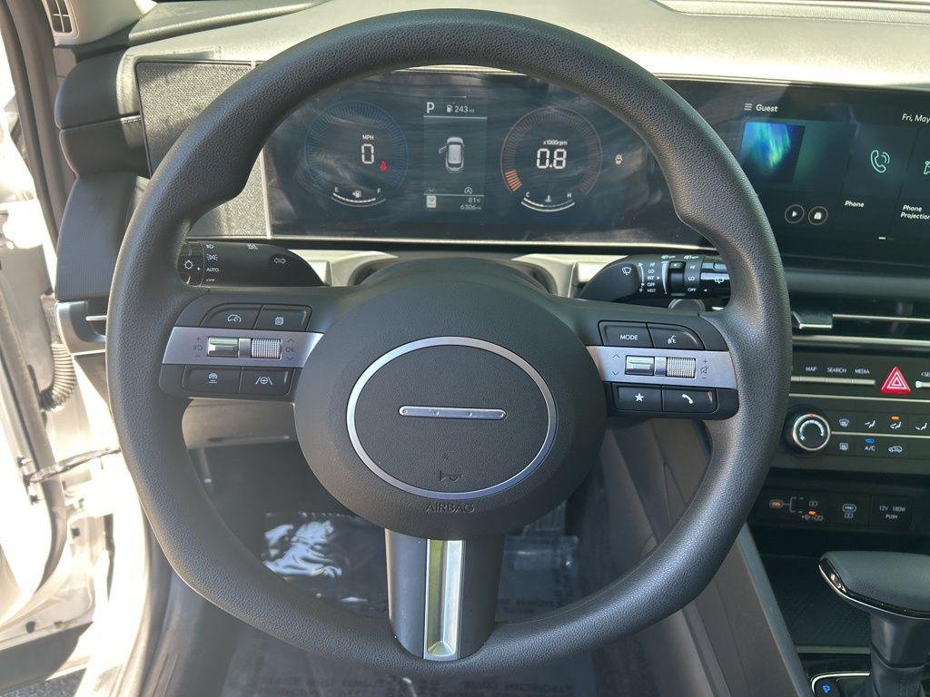 New 2026 White Hyundai SE AWD image 20