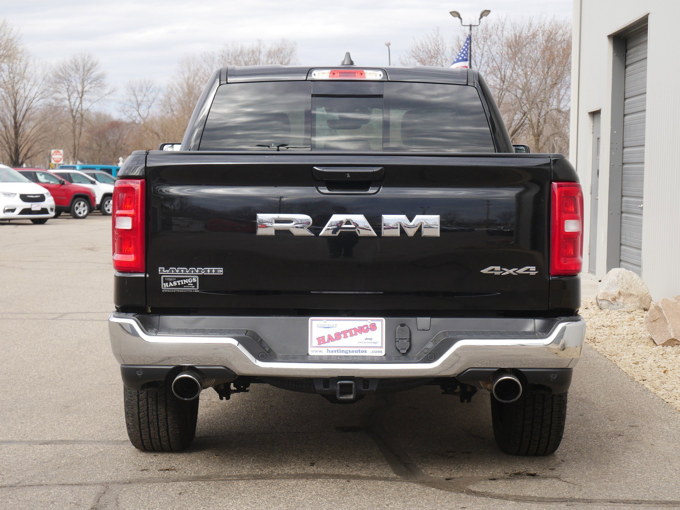 Certified Used 2025 Diamond Black Crystal Pearlcoat Ram Laramie image 4