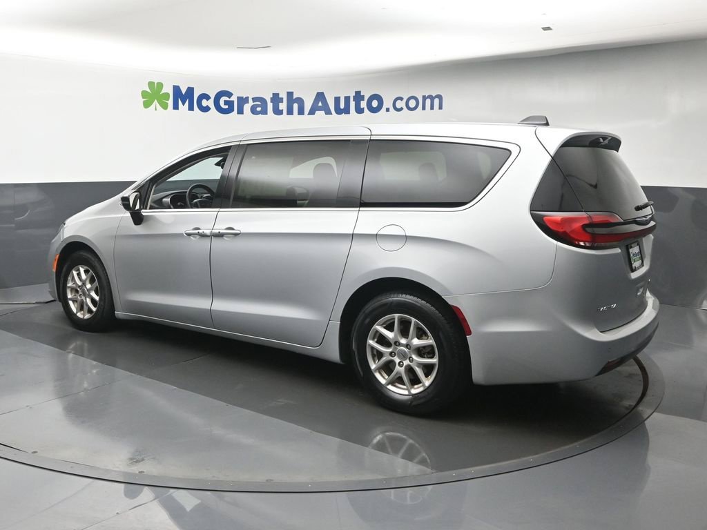 Used 2024 Silver Chrysler Touring L image 28