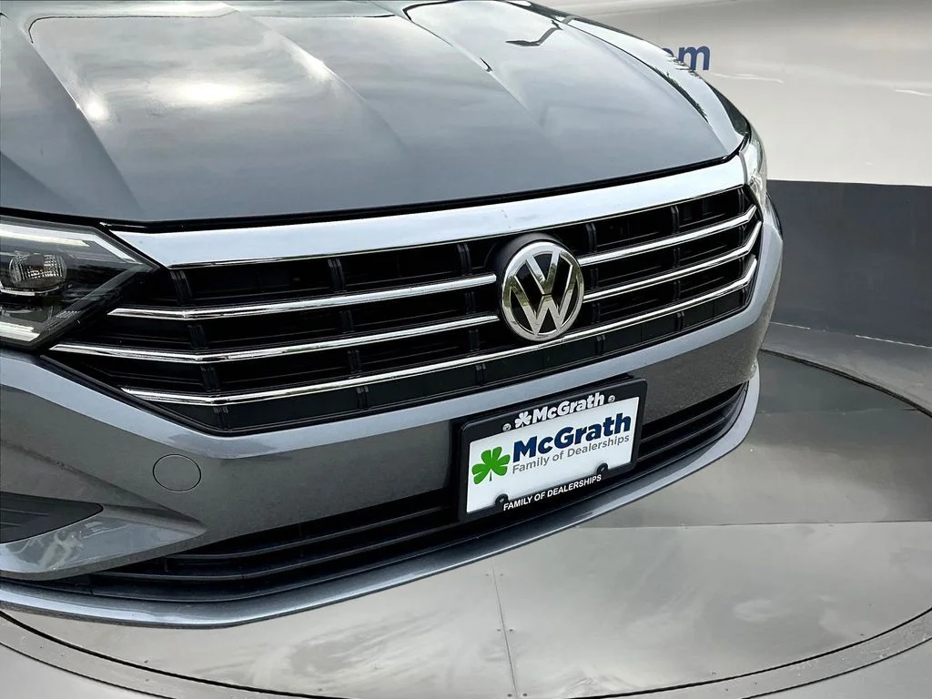 Certified Used 2020 Gray Volkswagen SEL image 32