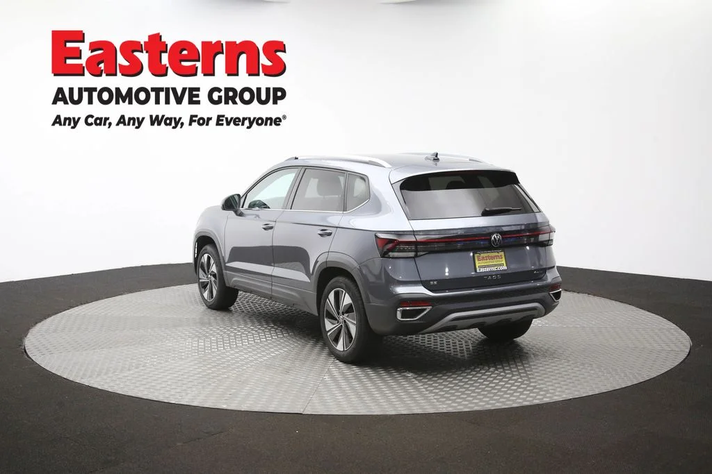 Used 2025 Gray Volkswagen 1.5T SE image 63