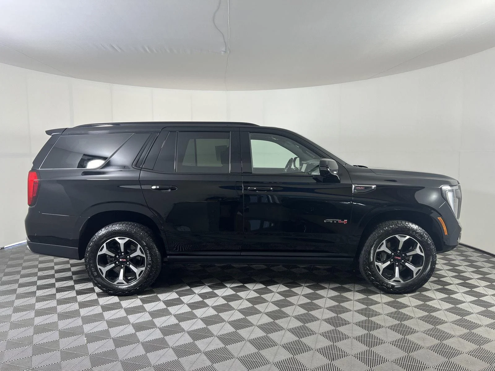Used 2026 Onyx Black GMC AT4 image 35
