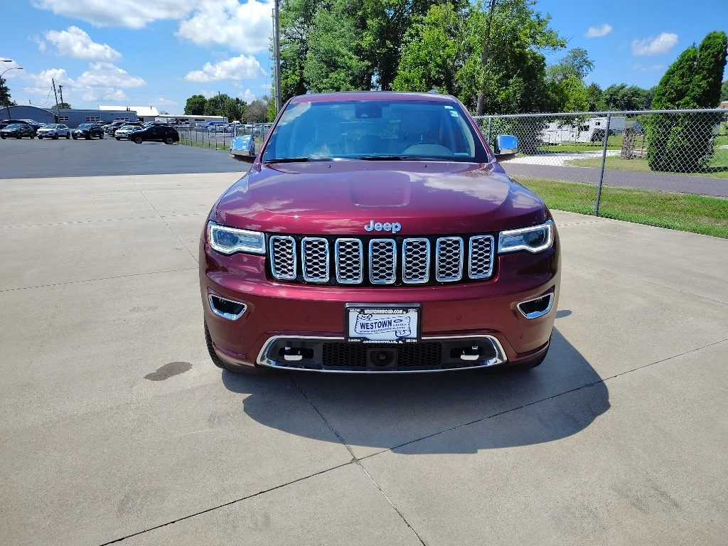 Used 2020 Velvet Red Pearlcoat Jeep Overland image 8