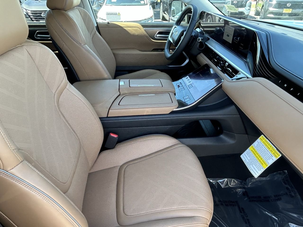 New 2027 DYNAMIC METAL INFINITI LUXE image 9