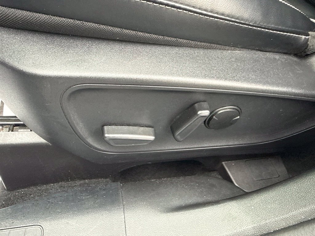 Used 2025 Gray Ford Platinum image 24