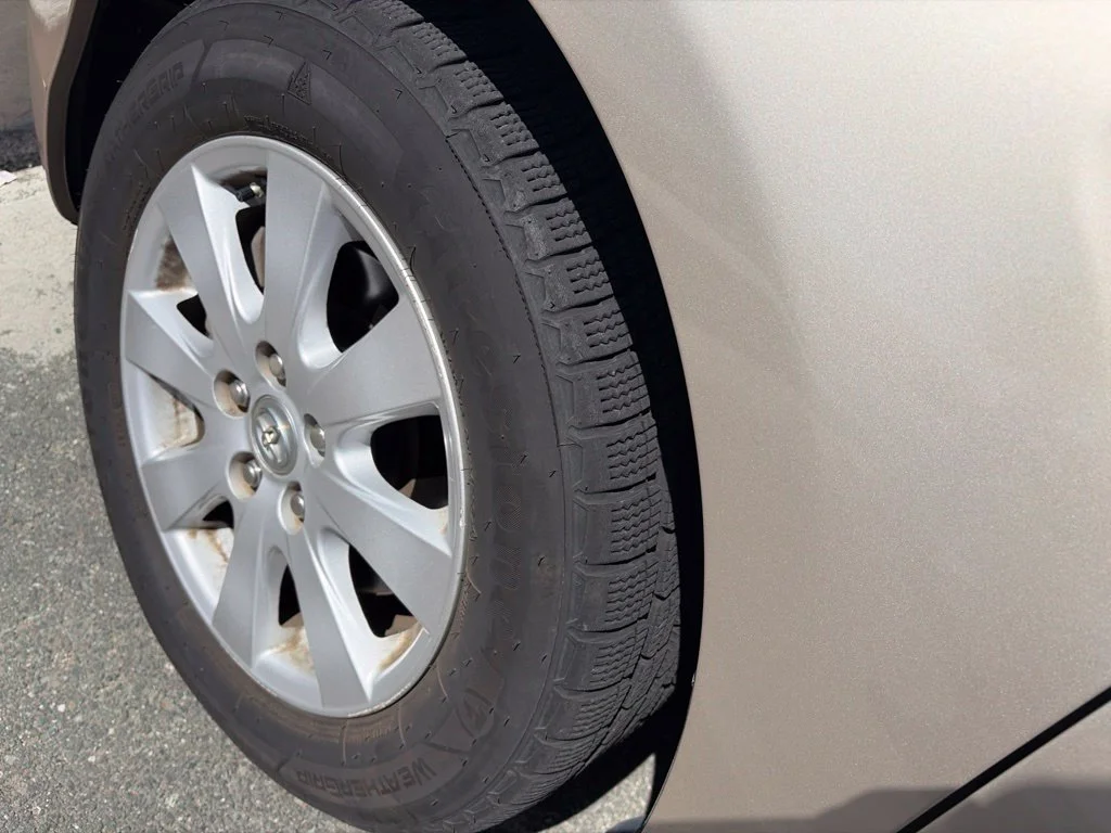 Used 2008 Desert Sand Metallic Toyota XLE image 5