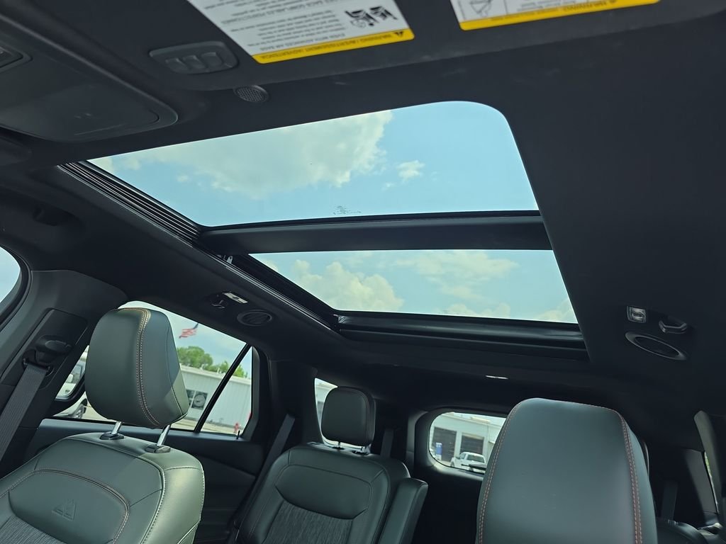 Used 2024 Gray Ford Timberline image 28