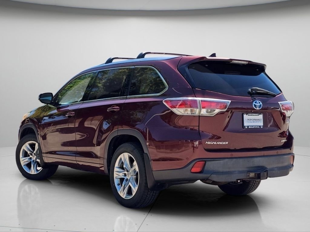 Used 2015 Mica Toyota Limited Platinum image 23